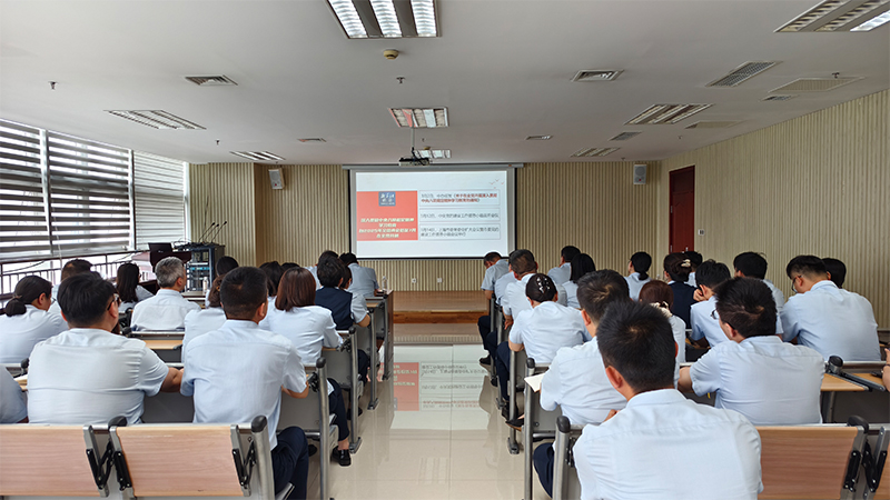 驻304am永利集团纪检监察组组织开展学习中央八项规定精神学习教育专题讲座